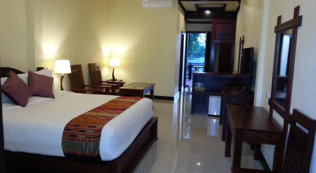 Pon Arena Hotel, Rezerwuj Hotel Khong Island 