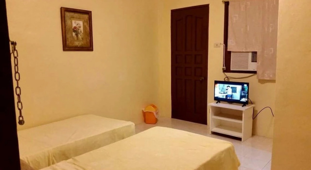 Daffy's Place