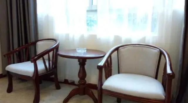 Lang Quan Holiday Hotel, Buchen Sie Hotel Xinning Hunan