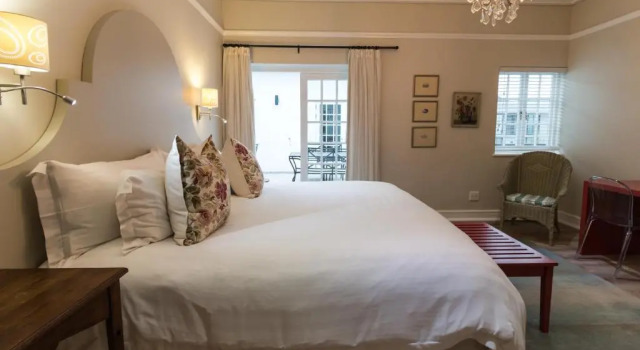 Двухместный номер Deluxe с балконом Royal St. Andrews Hotel, Spa and Conference Centre