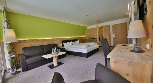 Полулюкс с видом на озеро Romantik Resort & SPA Der Laterndl Hof