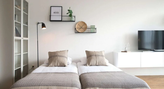 Stylish Stay Near Scheveningen, Забронировать Апартаменты/квартира Схевенинген Южная Голландия
