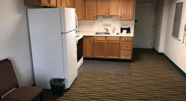 Семейный номер Standard President Inn & Suites