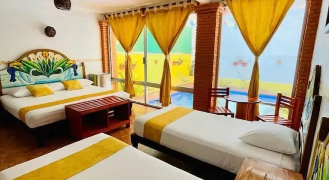 Семейный номер Standard с балконом Hotel Casa de la Palma Bed and Breakfast