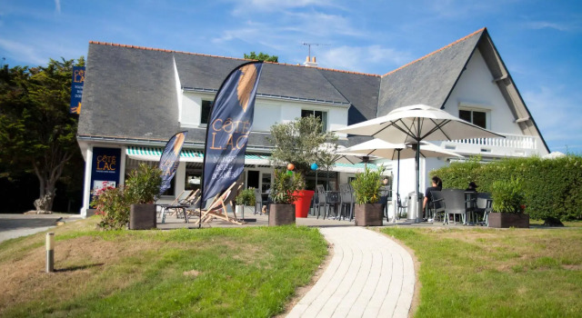 Hôtel Restaurant Logis Coté Lac, Reserva ahora Hotel Savenay 