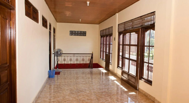 S Villa