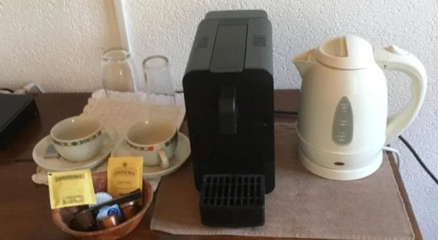 Bed & Breakfast aux Enges, Book Hotel La Tene Schweiz