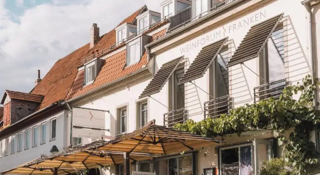 Weinforum Franken Hotel & Restaurant, Buchen Sie Hotel Eibelstadt Unterfranken