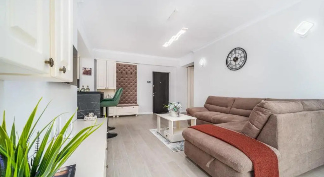 Ellys Apartments, Book Apartment Gura Humorului 