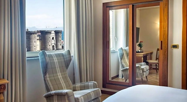 Номер Standard с панорамным видом Renaissance Naples Hotel Mediterraneo