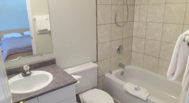 Номер Standard Qualicum Bay Resort