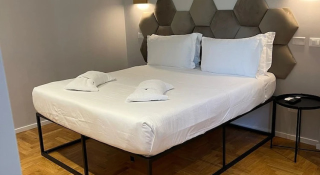 Deluxe Zimmer Carrara24