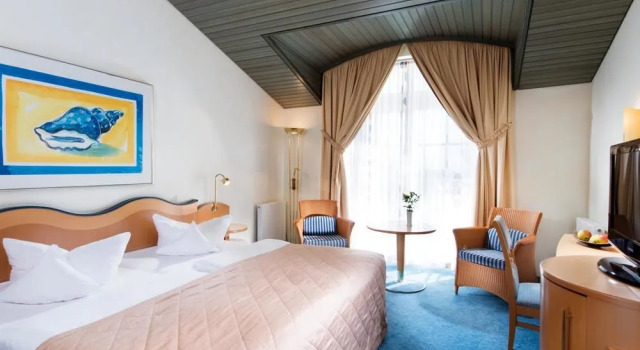 Kurhaus Sellin, Book Hotel Sellin Usedom