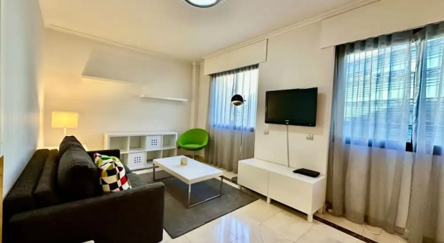 Апартаменты Engracia Square 1-bedroom Apartment in Chamber