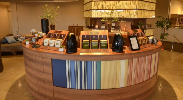 Atami Seaside Spa & Resort, Забронировать Курортный отель Отели Атами с парковкой, рядом с Горячие источники Атами, Парковка