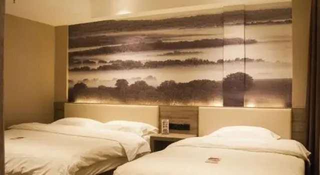 Люкс Deluxe Shuntianhe Hostel (Branch Shop)