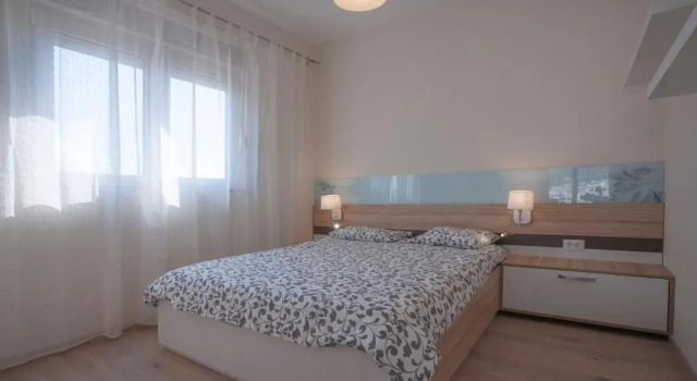 JK Suites, Забронировать Отель Отели Будванская ривьеры с бассейном, рядом с Holy Trinity Church, Бассейн