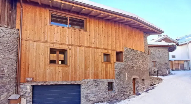 Шале Cosy Chalet in Village of Les Allues
