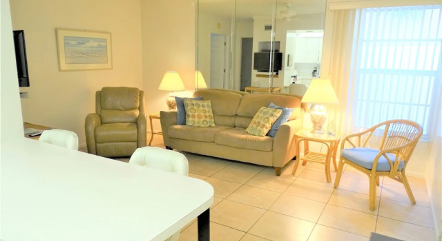 Siesta Beach House #101 Ground Floor, End Unit 1 Bedroom 1 Bathroom Co