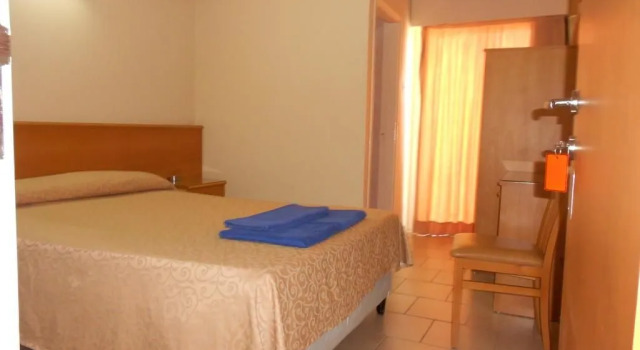 Denis Hotel, Забронировать Отель Никосия район Никосия