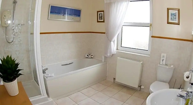 Номер Superior Daviot Guest House