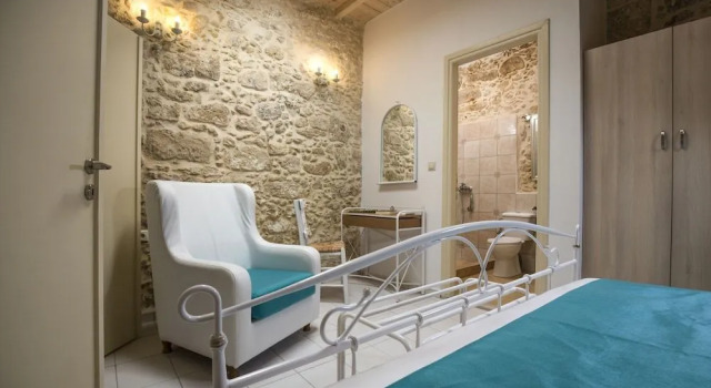 Trigono Holiday House