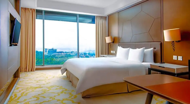Camera Standard InterContinental Bandung Dago Pakar, an IHG Hotel