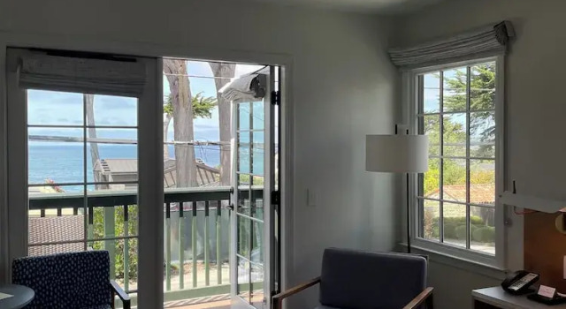 Двухместный номер Standard с балконом и с видом на океан Carmel Beach Hotel