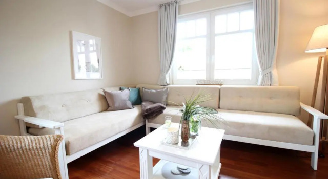 Haus am Park Wohnung Nr10, Забронировать Апартаменты/квартира Апартаменты Спикероог, рядом с Гавань Шпикерог, Апартаменты/квартира