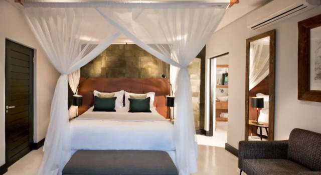 Люкс Deluxe Mhondoro Safari Lodge & Villa