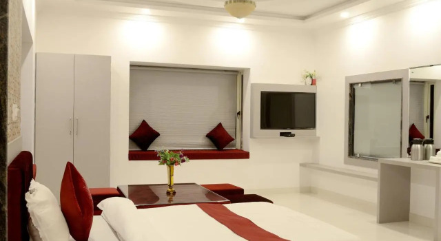 Hotel Ambay Villa Udaipur, Забронировать Отель Отели штата Раджастхана с парковкой, Парковка