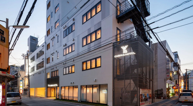 Y's Cabin & Hotel Naha Kokusai Dori, Забронировать Отель Наха Окинава, рядом с Здание администрации префектуры Окинавы