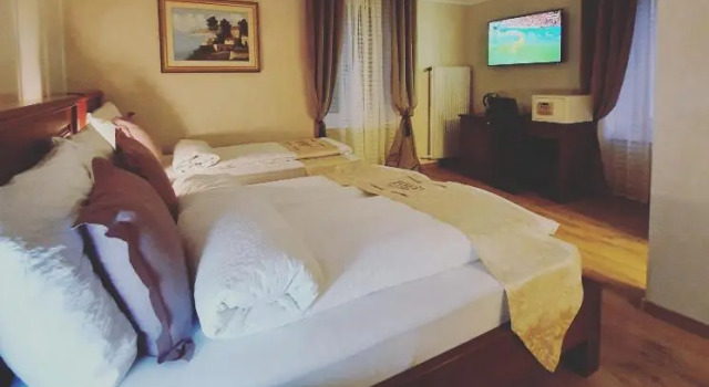 Четырёхместный номер Standard с балконом Esos Hotel Quelle