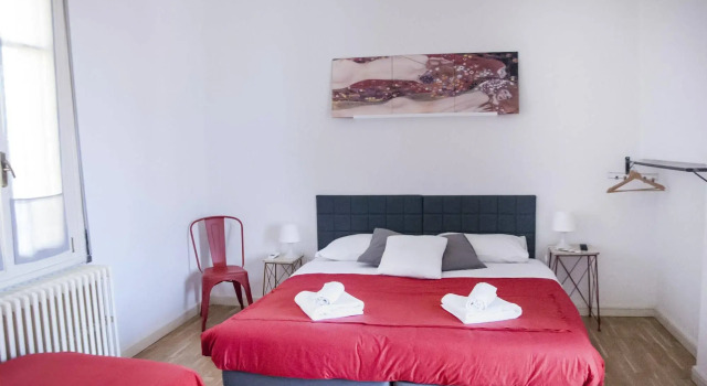 B&B Bonjour, Забронировать Отель «постель и завтрак» Отели Бергамо с завтраком, рядом с Городской археологический музей, Завтраки