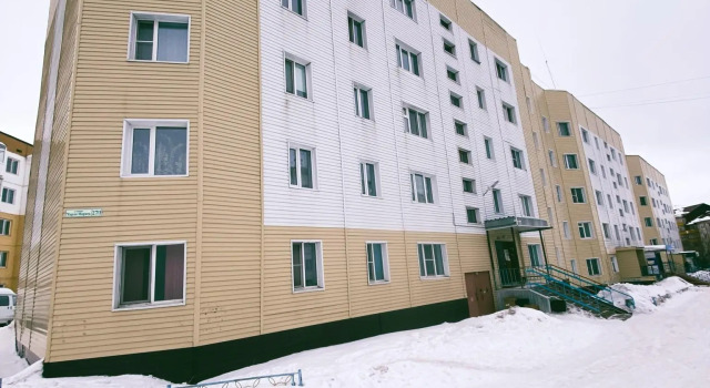 One-room apartment on Karl Marx street 27/1, Prenota Appartamento Neryungri 