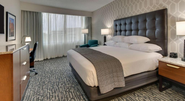 Люкс Drury Plaza Hotel Richmond