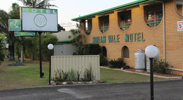 Miriam Vale Motel, Prenota Motel Hotel a Queensland con parcheggio, Parcheggio