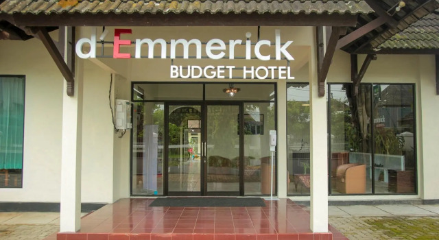 D'Emmerick Budget Hotel, Prenota Hotel Hotel 3 stelle a Salatiga, 3*