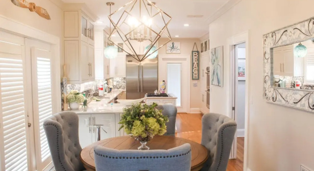 Key West Style Beachtown Estate by TechTravel, Rezerwuj Hotel Pass-a-Grille Floryda