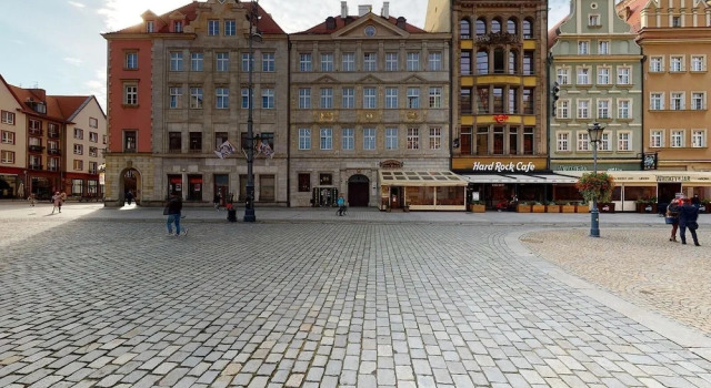 AS HOME Rynek 265, Забронировать Апартаменты/квартира Вроцлав Нижнесилезское воеводство, рядом с New Horizons Cinema