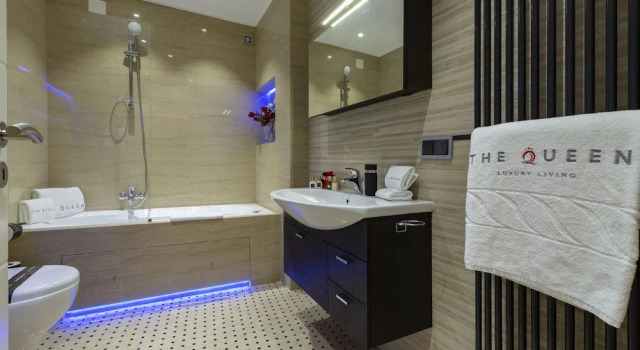 Апартаменты Deluxe с балконом The Queen Luxury Apartments - Villa Carlotta