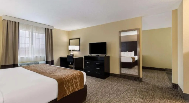 Люкс Comfort Inn Yankton SD