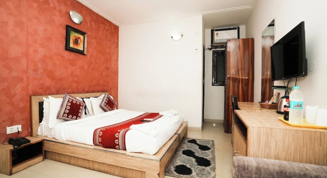 Номер Standard Hotel Om Paradise Near IGI Delhi Airport