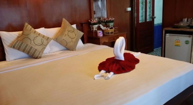 Tongta Phaview Resort, Забронировать Отель Отели Ко Самет с парковкой, рядом с Пляж Ао Прао, Парковка