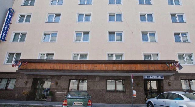Best Western Reither, Book Hotel Hotels in Vienna with a Pool, near Westbahnhof, Swimming Pool