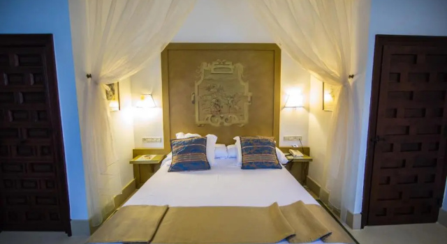 Двухместный номер Hotel Hacienda del Cardenal