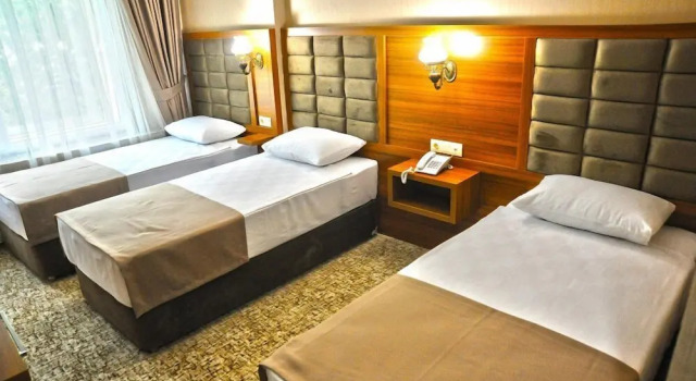Трёхместный номер Standard Aksehir Elitt Hotel