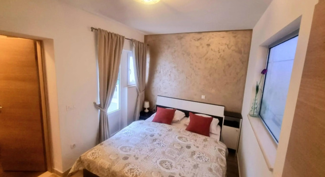 Apartments Luxury Oasis, Varaa Huoneisto Hotellit Split-Dalmatia pysäköinnillä, Pysäköinti
