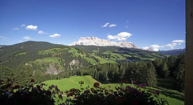 Appartamenti Sotgherdena, Забронировать Отель Отели Бадия с парковкой, рядом с Santa Croce Ski Lift, Парковка