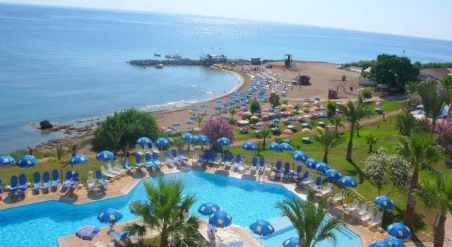 Апартаменты MyroAndrou Beach Hotel Apartments